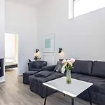 Harbour View In Apartment *