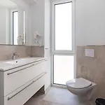 Apartment Harbour View In