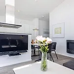 Harbour View In Apartment *